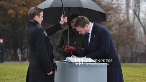 "Ermeni halkının metanetini saygıyla anıyoruz"