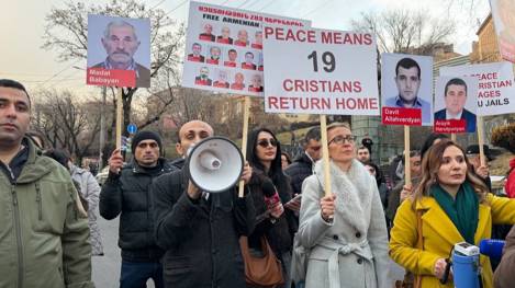 Ցուցարարներ կը պահանջեն հայ բանտարկելներուն ազատումը