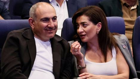 Nikol Paşinyan ve Anna Hakobyan, artık "resmi" olarak evli