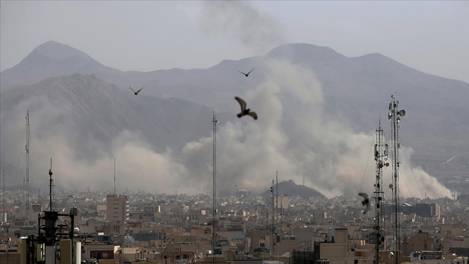 Tahran: Saldırılara katılan tüm üsler meşru hedef