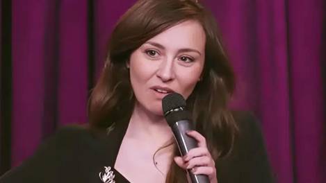 Hedef gösterilen komedyen Tuba Ulu gözaltına alındı