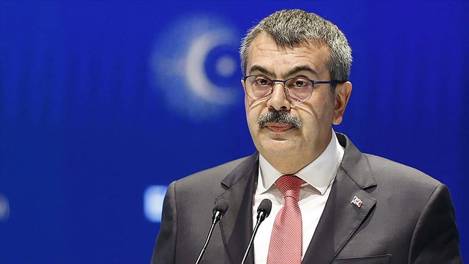 Yusuf Tekin to meet with representatives of Armenian schools