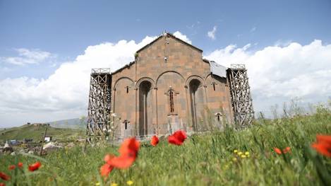 Ani Katedrali'ndeki restorasyon bilimsel veriler ışığında sürüyor