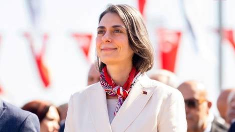 Belediye Başkanı Sinem Dedetaş tutuklandı