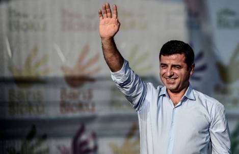 "Demirtaş yararlanamayacak, Ahmet Özer göreve dönemeyecek"