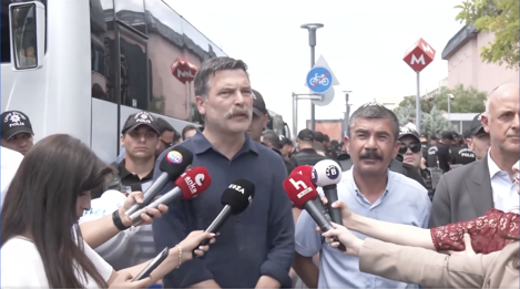 Erkan Baş’tan tepki: "Dalga mı geçiyorsunuz işçiyle?"