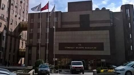 Başkan yardımcıları dahil 25 gözaltı