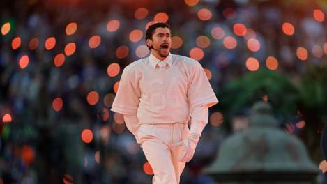 Kapitalizmin kalbinde sosyalist mesajlar