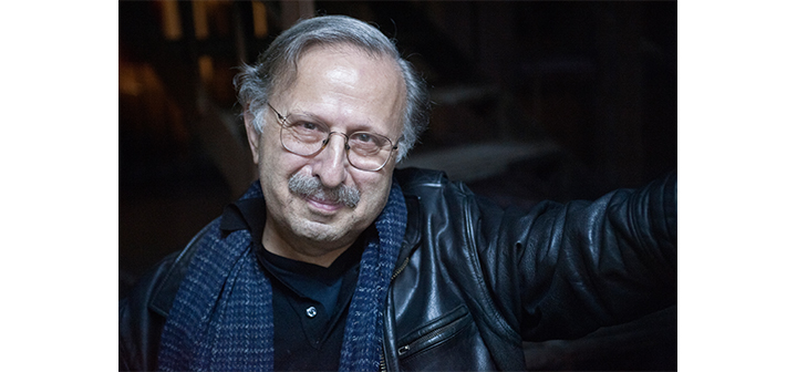 Արծրունի տուրք կը մատուցէ  Ալան Յովհաննէսի