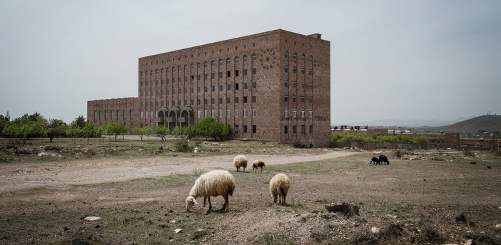 3,300 Syrian Armenians become Armenia citizens