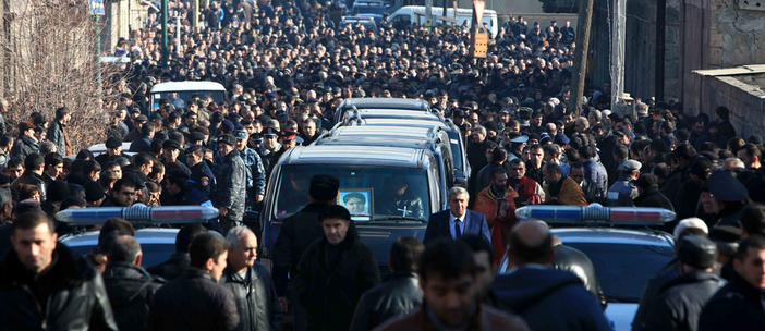 Gümrü'deki katliam sonrası gerilim büyüyor: Rusya konsolosluğu önünde eylem