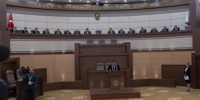 Yüksek Mahkemede kadının adı yok