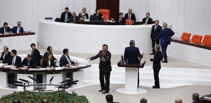 İç Güvenlik Paketi'nde 6 madde daha kabul edildi: Valilere savcılık yetkisi