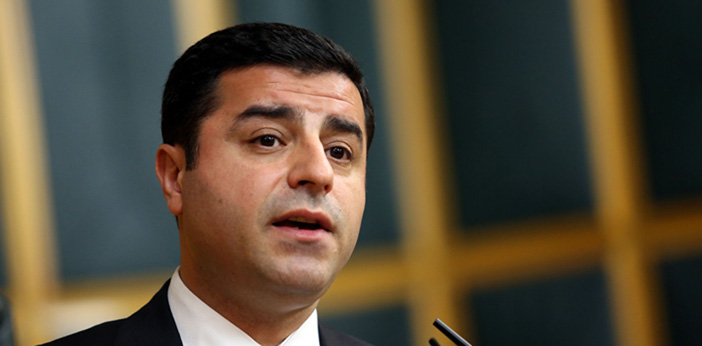 Demirtaş: Hükümet çözüm süreciyle ilgili ev ödevi yokmuş gibi davranıyor