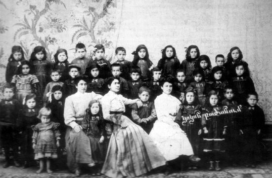 Talas Hayırseverler Cemiyeti’nin Kadınlar Kolu