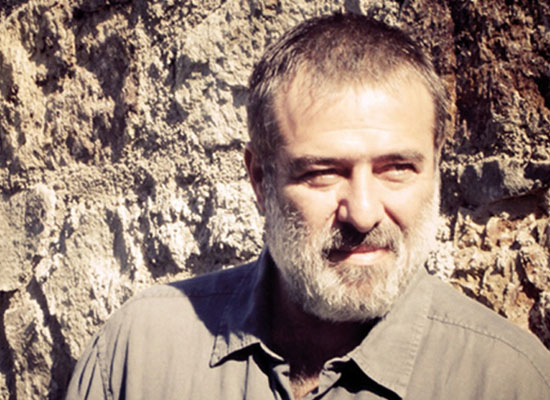 ‘1915’le yüzleşmeye çalışan karakterler kurmakla siyasi roman yazmış olmazsınız’