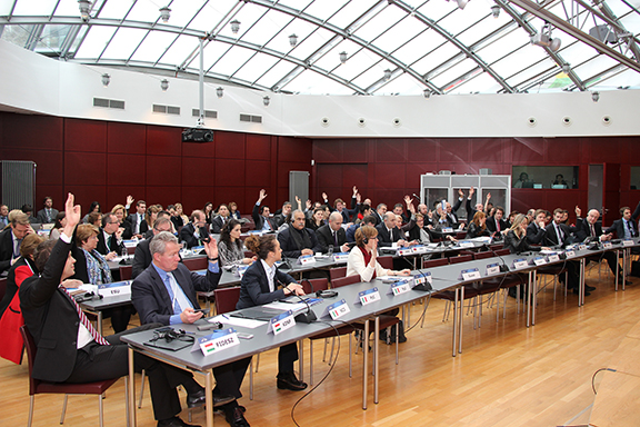 AP'nin en büyük parti grubu Ermeni Soykırımı'nı tanıdı