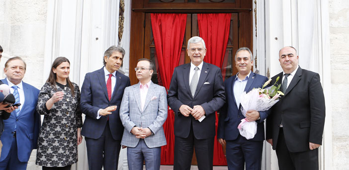 Volkan Bozkır: 3. tarafları aramızdan çekilmeye davet ediyoruz