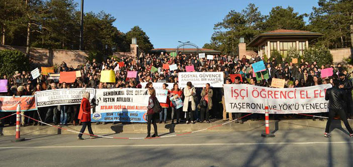 Koç Üniversitesi Bileşenleri’nden ‘şirket değil üniversite’ eylemi