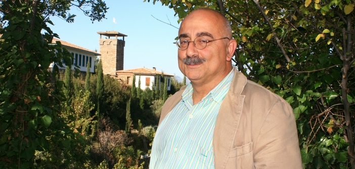 Nişanyan'ın 'Peygamber'e hakaret' davasında dosyalar birleştirildi