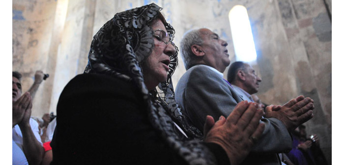 Beklenen Badarak kitabı kiliselerde