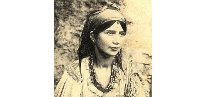 ‘Bir ceride mübaaya etmek isterim’ deyip gazete almaya çalışan Sefaradlar