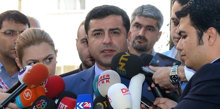 Demirtaş: Ülkeyi iç savaşa sürüklemenize izin vermeyeceğiz