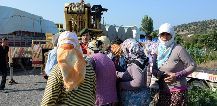 Manisa'da 'geliyorum' diyen kaza: 15 tarım işçisi hayatını kaybetti