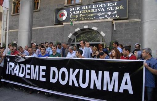 Diyarbakır’da belediye başkanları tutuklandı
