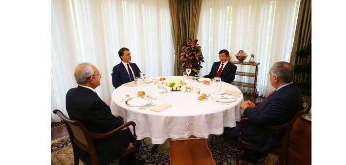 Koalisyon görüşmeleri: Liderler cuma bir araya gelecek