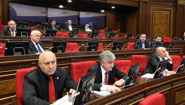 Ermenistan’ın “yeni” Anayasası hala muğlak