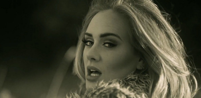 ‘Hello’ demenin Adele hali!