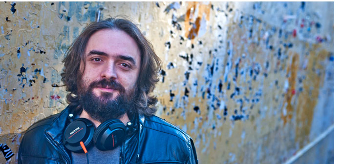 Çello çalan birine Yahudi diye keman vermezler