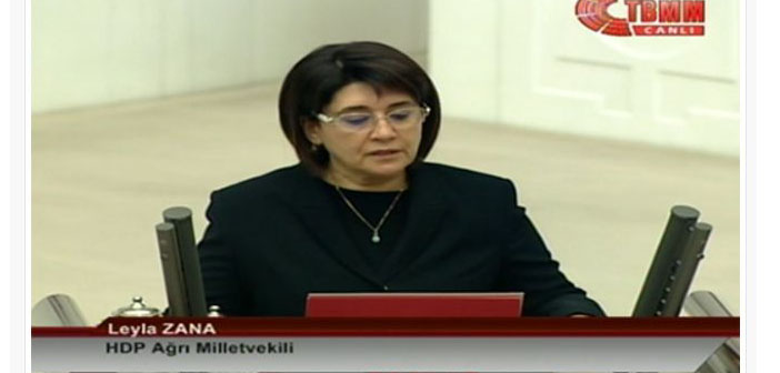 Zana yemin etti: Kürtçe başladı, "Türkiye milleti" diyerek bitirdi