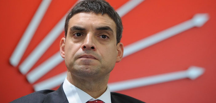 Umut Oran'dan olağanüstü kurultay çağrısı