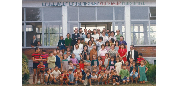 Kurucusunun kaleminden Kamp Armen’in hikâyesi