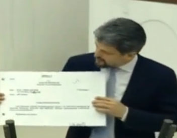 MİT'in 'bölücü faaliyet' raporu Meclis gündeminde