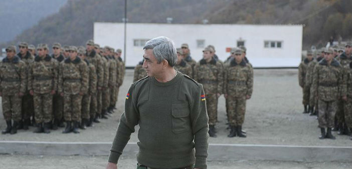 Sarkisyan üç üst düzey yetkiliyi görevden aldı