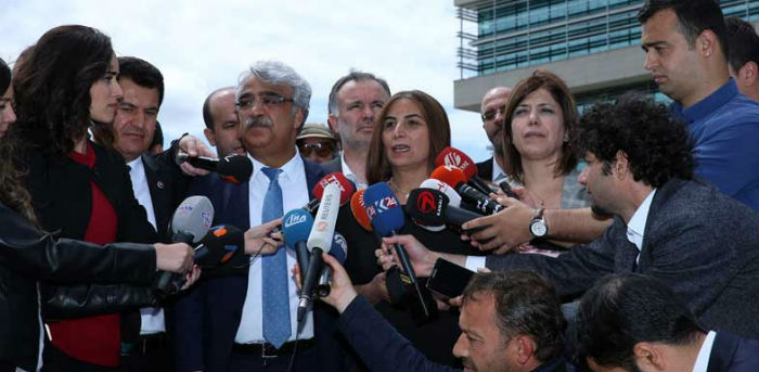 HDP’liler, dokunulmazlıklar için AYM’ye başvurdu