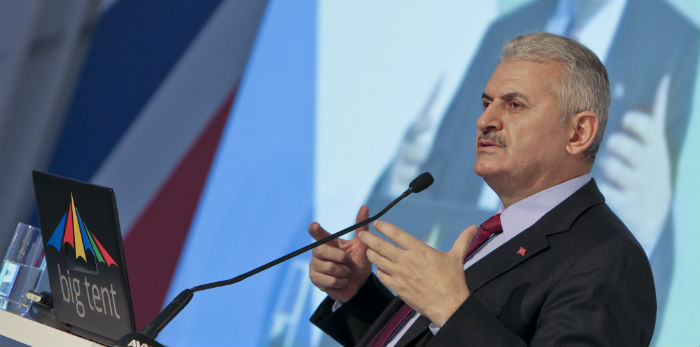 Başbakan Yıldırım: Geçmişimizde yüz kızartacak hiçbir olay yok