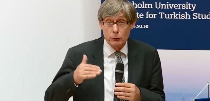 Zürcher: Otoriter eğilimli milliyetçilik ve yabancı düşmanlığı