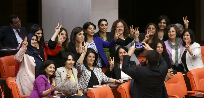 HDP, dokunulmazlıklar için AİHM'e gidecek