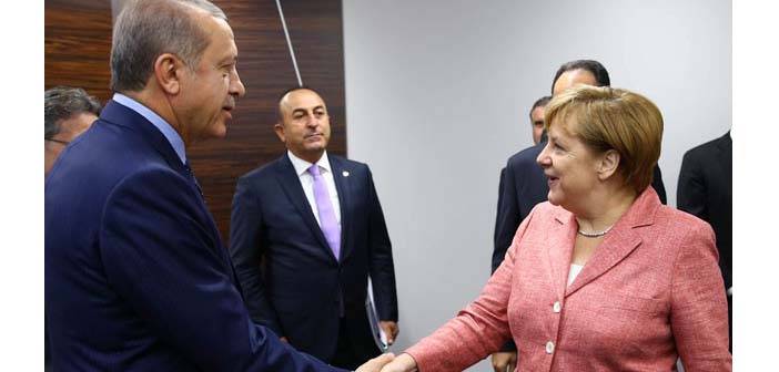 Der Spiegel: Erdoğan'dan Merkel'e İncirlik için Soykırım tasarısı baskısı