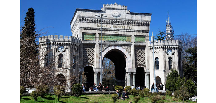 İstanbul Üniversitesi'nde 95 akademisyene uzaklaştırma