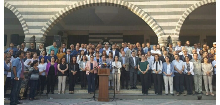 50 siyasetçi Öcalan'la görüşme talebiyle açlık grevine giriyor
