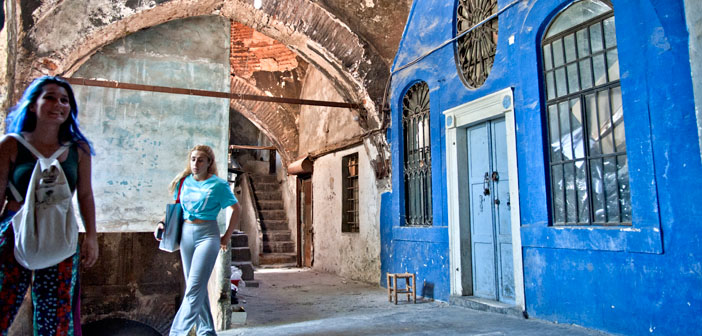 İçinde gökyüzülü bir İstanbul saklayan Büyük Valide Han