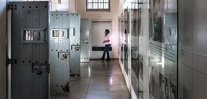 "Hafıza Küratörlüğü" paneli Havak Salonu'nda