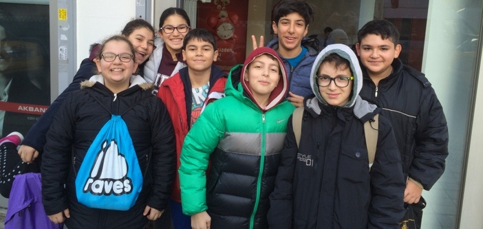 Çocuk gazeteciler hafızanın izinde