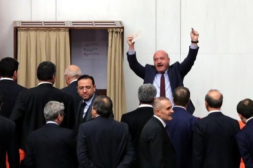 Anayasa maddelerinin görüşülmesine bugün geçiliyor