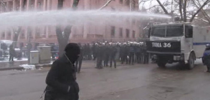 HRW: Alınan sert önlemler hükümetin giderek otoriterleştiğini gösteriyor